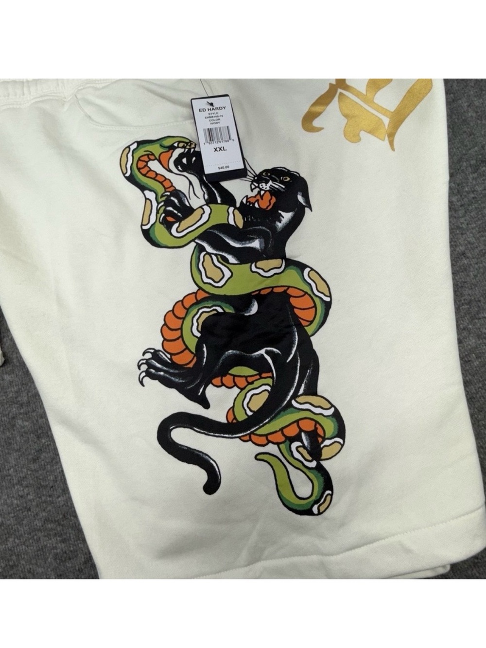 Ed Hardy Cream Graphic Men’s Shorts with Dragon and Eagle Prints - Picture 4 of 7